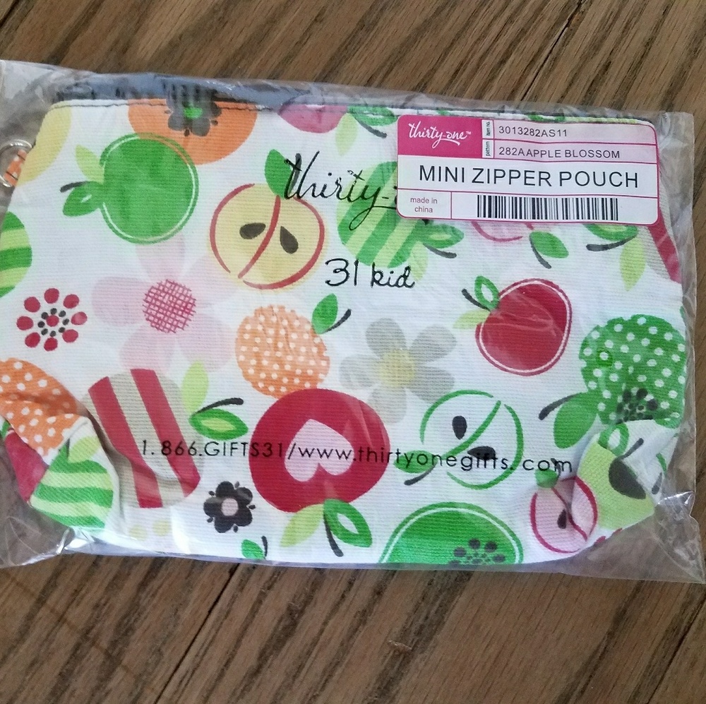 NWT Thirty One Mini Zipper Pouch